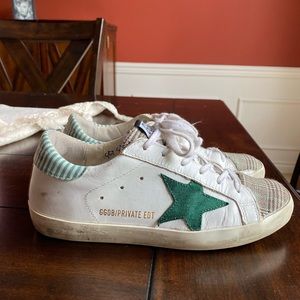 Golden goose size 6 prince of wales size 36.